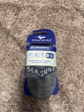 Sealskinz ankle length sock